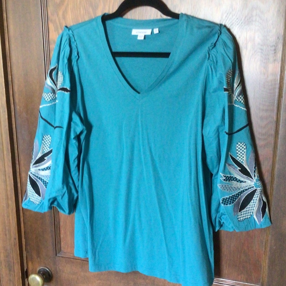 Chicos Embroidered Puff Sleeve Tee in Teal sz 2 ♥️HP♥️ - Picture 3 of 3